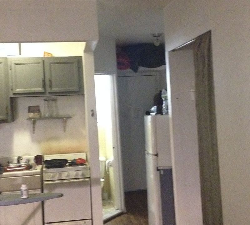 2nd image of 216 7th Ave APT 6H