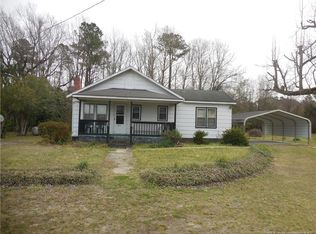 10415 Center Rd, Bladenboro, NC 28320