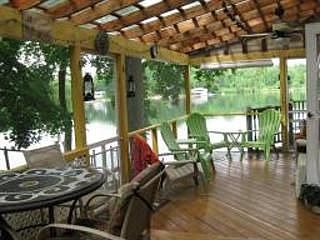 1st image of 21 Lake Grinnell Ln