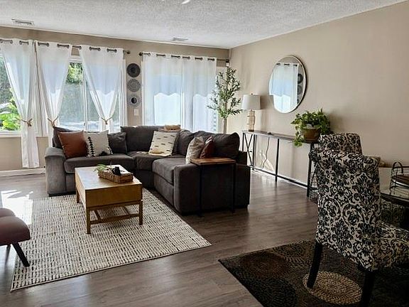 5th image of 511 Child St APT 605