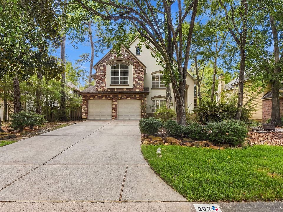 1st image of 202 W Greywing Cir