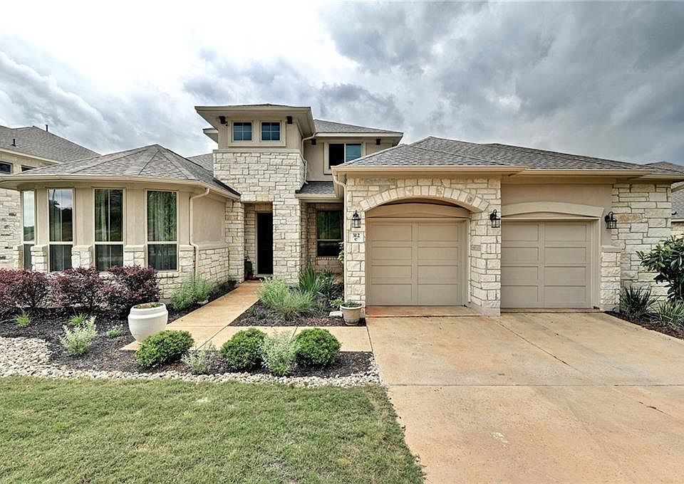 1st image of 312 Highland Village Dr