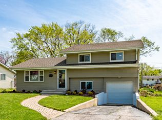 6017 Grand Ave, Downers Grove, IL 60516