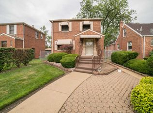 7630 S Maplewood Ave, Chicago, IL 60652