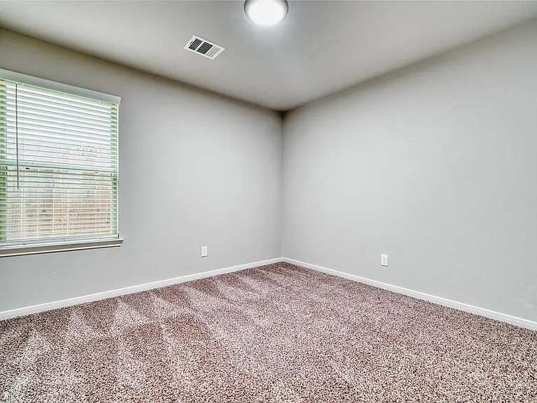 7919 Cypress Country Dr — Photo 21