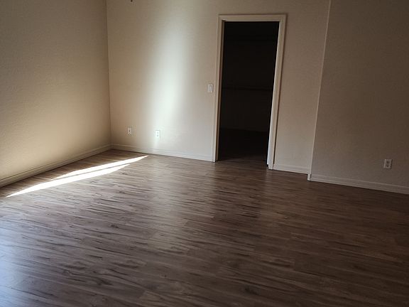 2nd image of 4927 W Beautiful Ln