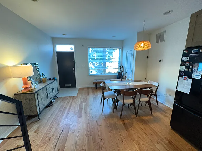 2516 Grays Ferry Ave — Photo 17