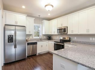 35 Ringgold St UNIT 102, West Hartford, CT 06119