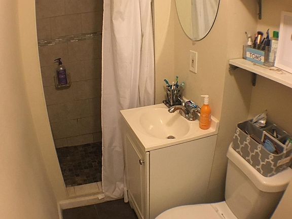5th image of 517 Fairmount Ave
