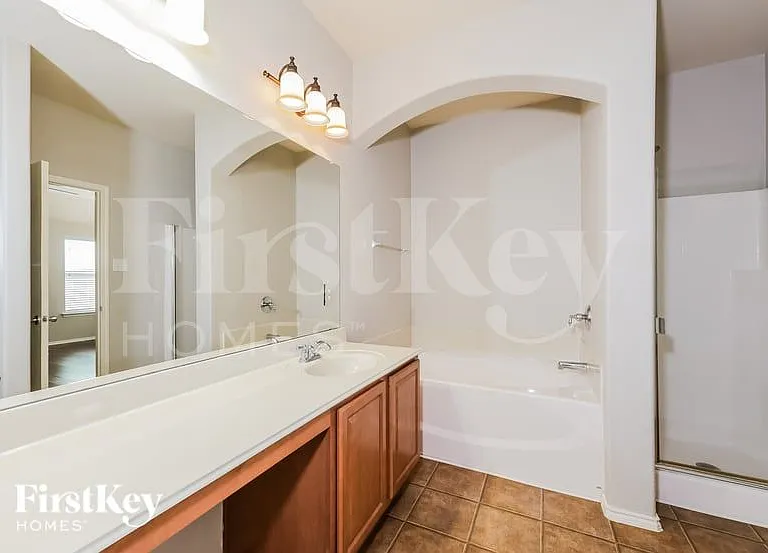 8028 Plateau Dr — Photo 11