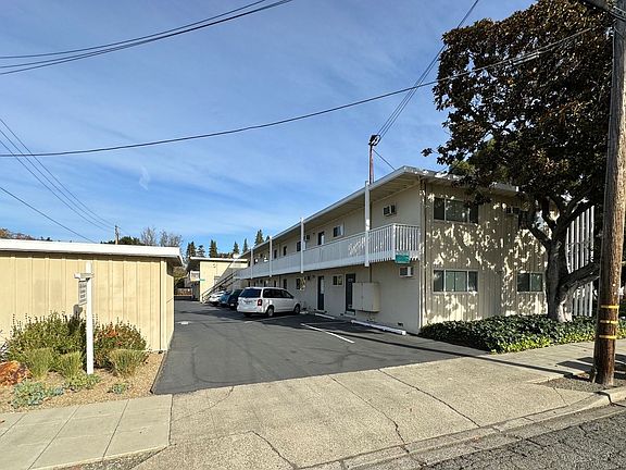 4th image of 1750 Pine St #1778