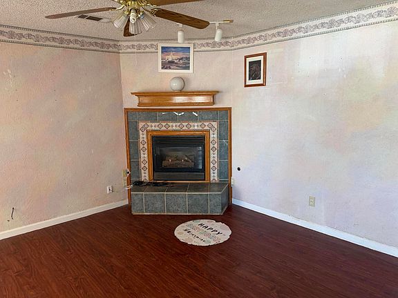 3rd image of 1106 S Lons St