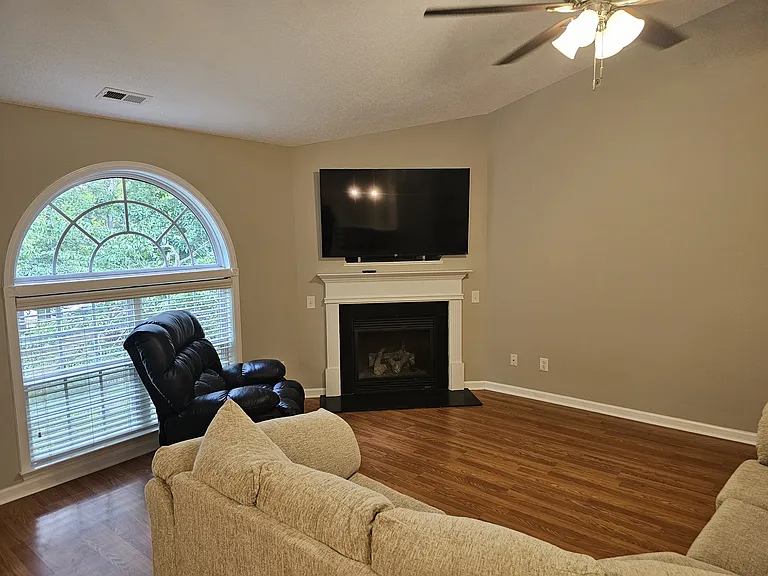 3483 Forestdale Dr #3B — Photo 34