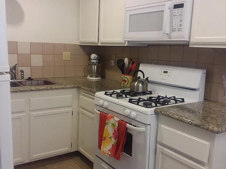 5021 W Avenue L_14 #18 — Photo 12
