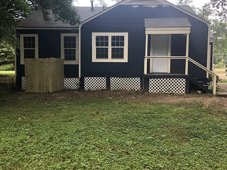 611 Choctaw Rd — Photo 32