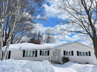 255 S Rose St, Ishpeming, MI 49849