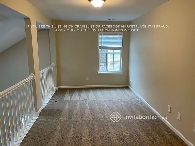 2826 Parsifal Ln — Photo 7