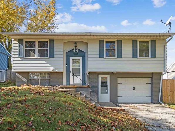 3108 Huxley Ln SW, Cedar Rapids, IA 52404