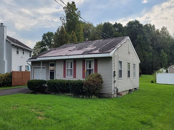 2nd image of 209 Yoxall Ln