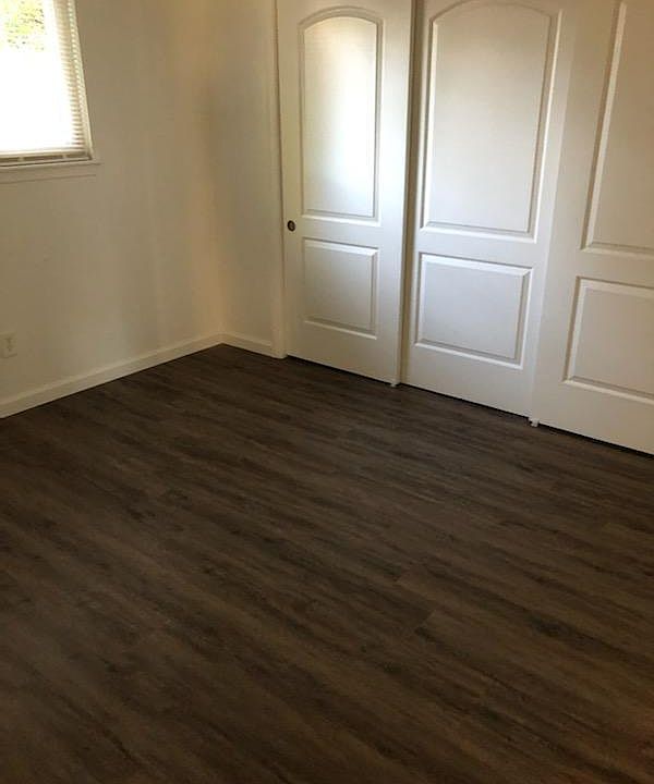 1st image of 3111 Crandall Ave