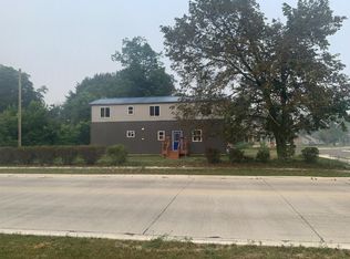 576 Pipestone St, Benton Harbor, MI 49022