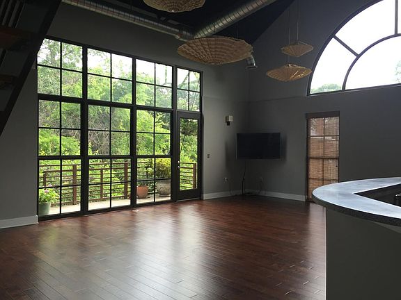 Large Living Area