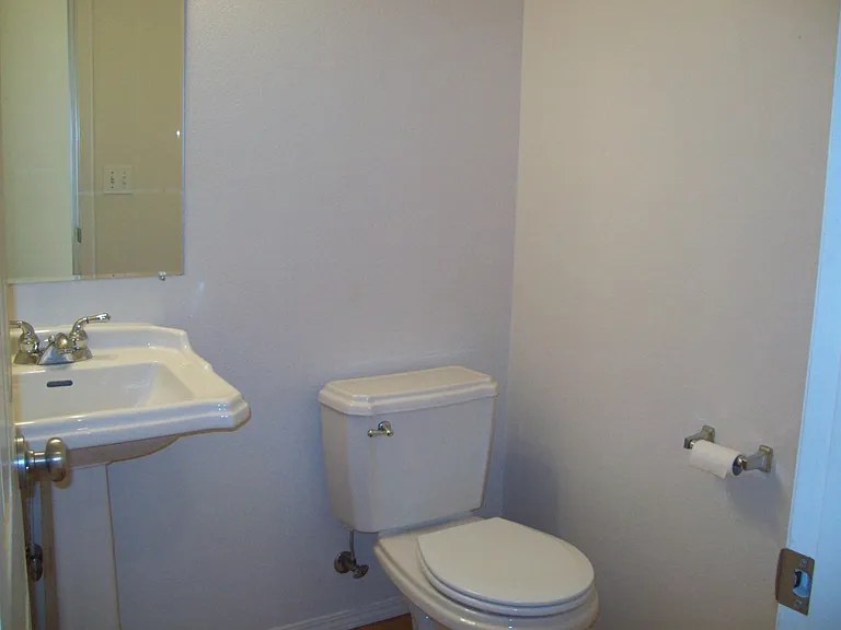 797 NE 64th Pl — Photo 7