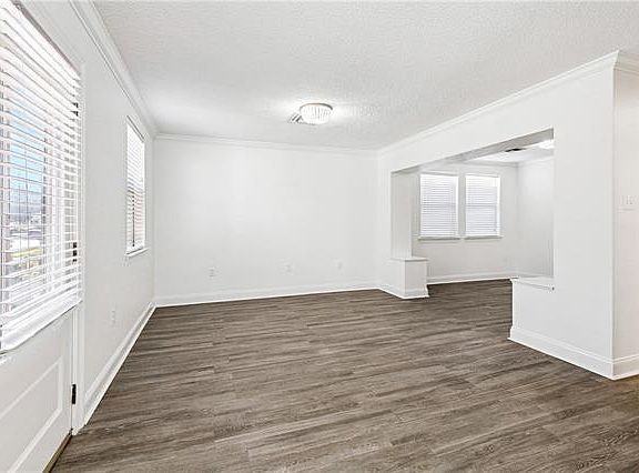 4th image of 640 Metairie Lawn Dr