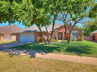 15208 Grand Parke Dr, Edmond, OK 73013