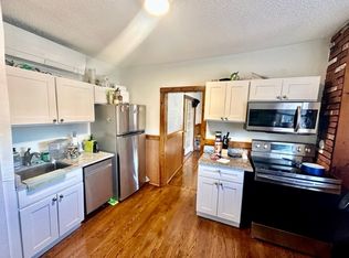 4 Garden Ct #5C, Boston, MA 02113