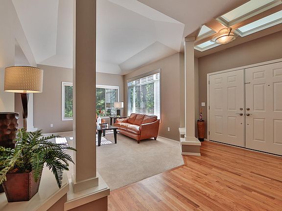 4th image of 3011 145th Pl SE