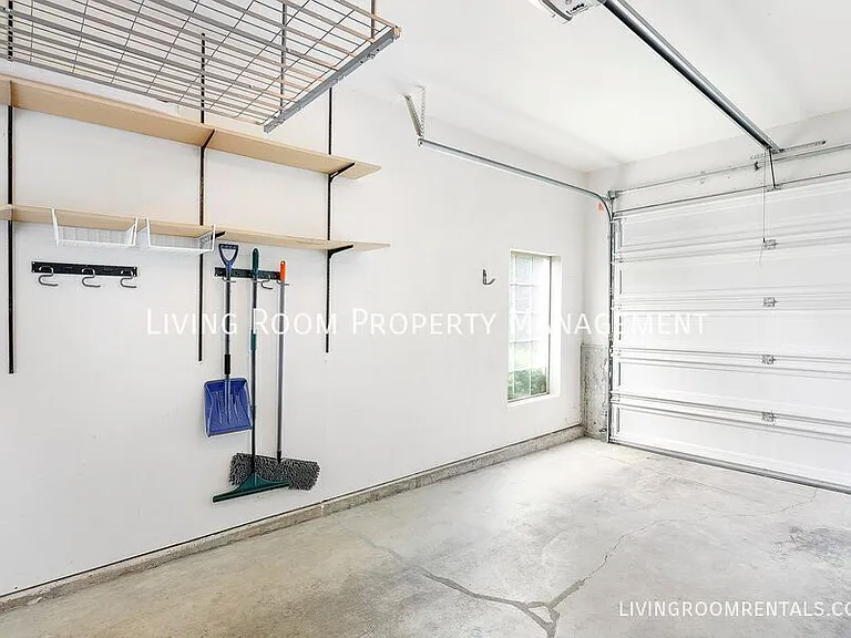 7604 N McKenna Ave — Photo 4