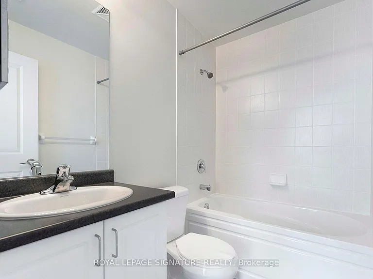 349 Rathburn Rd W #Penthouse 216 — Photo 16