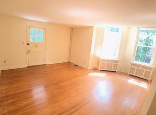 1900 Sulgrave Ave, Baltimore, MD 21209