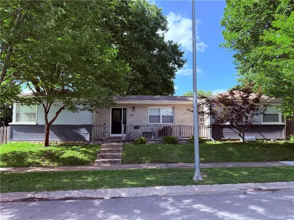 800 E 73rd St, Kansas City, MO 64131