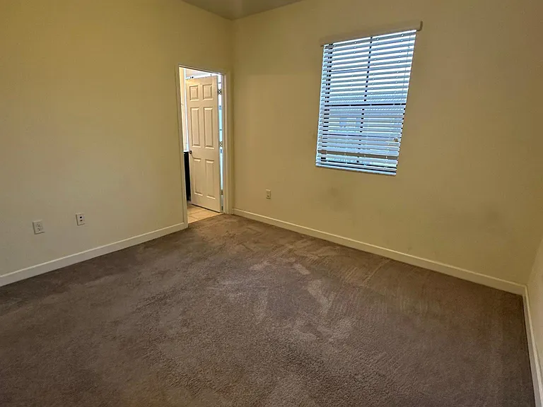 11416 SW 250th St — Photo 17