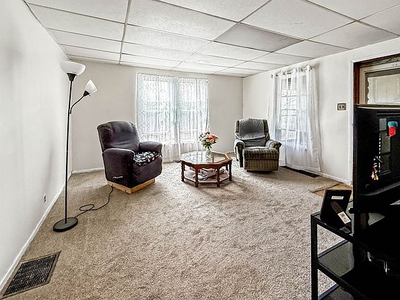 5th image of 2618 Krumbhaar St