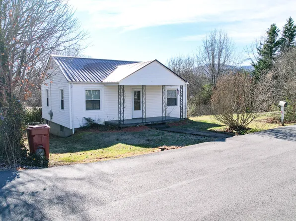 212 Young St, Johnson City, TN 37601