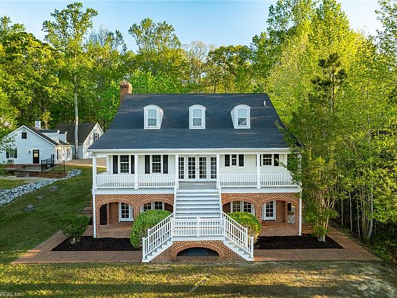 4th image of 312 Laurel Ridge Rd