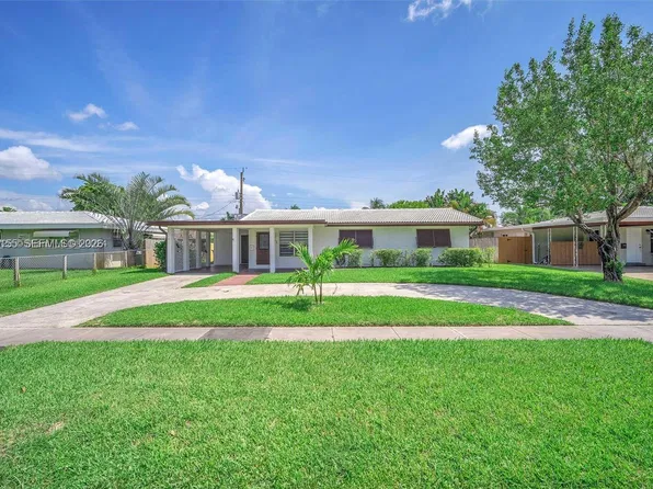 741 NE 8th St, Pompano Beach, FL 33060