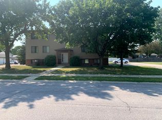 1717 Pleasant View Dr #3, Mankato, MN 56003