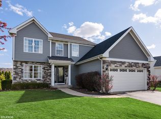 231 Winding Canyon Way, Algonquin, IL 60102