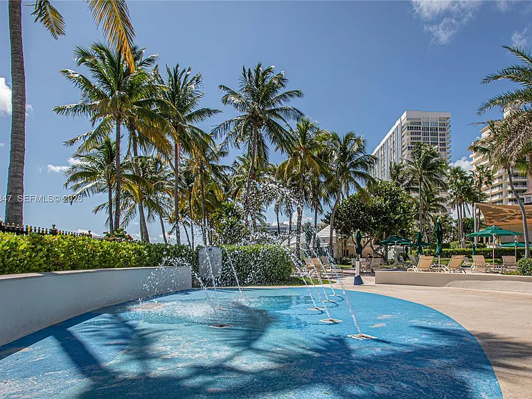 731 Crandon Blvd #308 — Photo 45