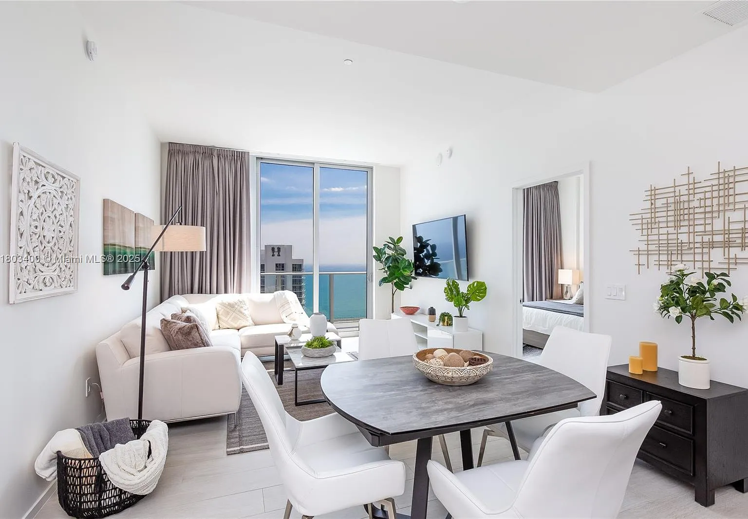 4010 South Ocean Condo — Photo 4