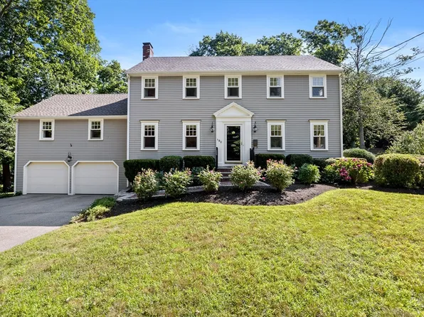 182 Fairoaks Ln, Cohasset, MA 02025