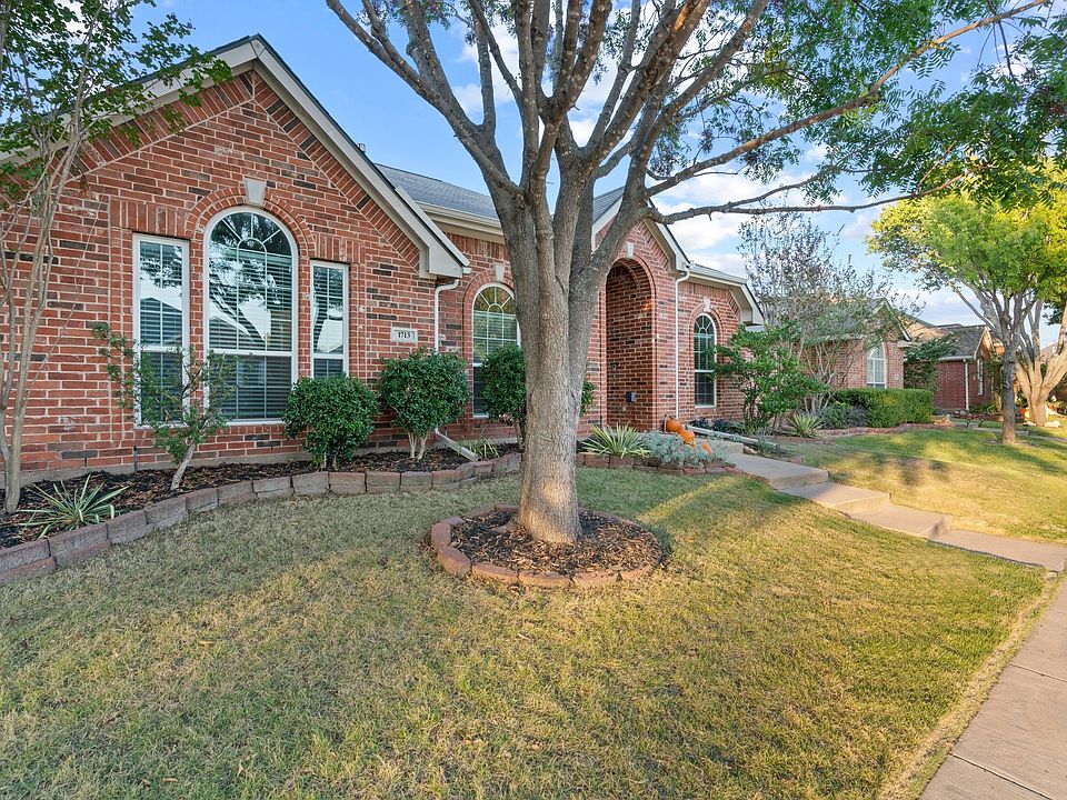 1st image of 1713 Bur Oak Dr