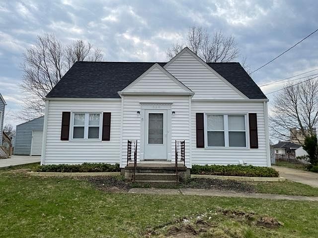 1st image of 528 E Hopocan Ave