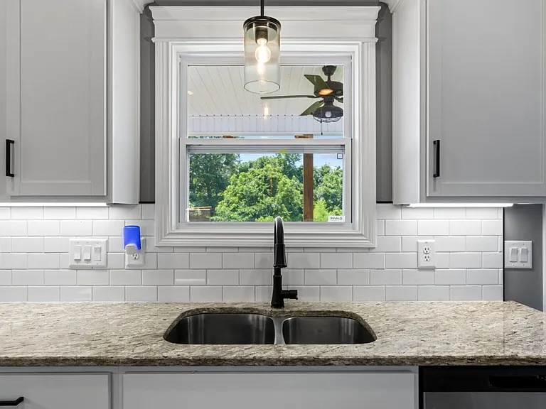 842 Burley Barn Rd — Photo 12