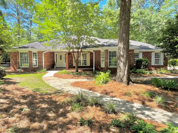 1603 Montcliff Dr, Dothan, AL 36303