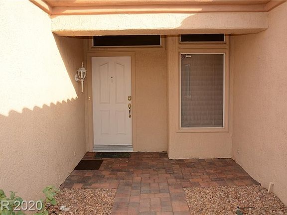 4th image of 10112 Keysborough Dr